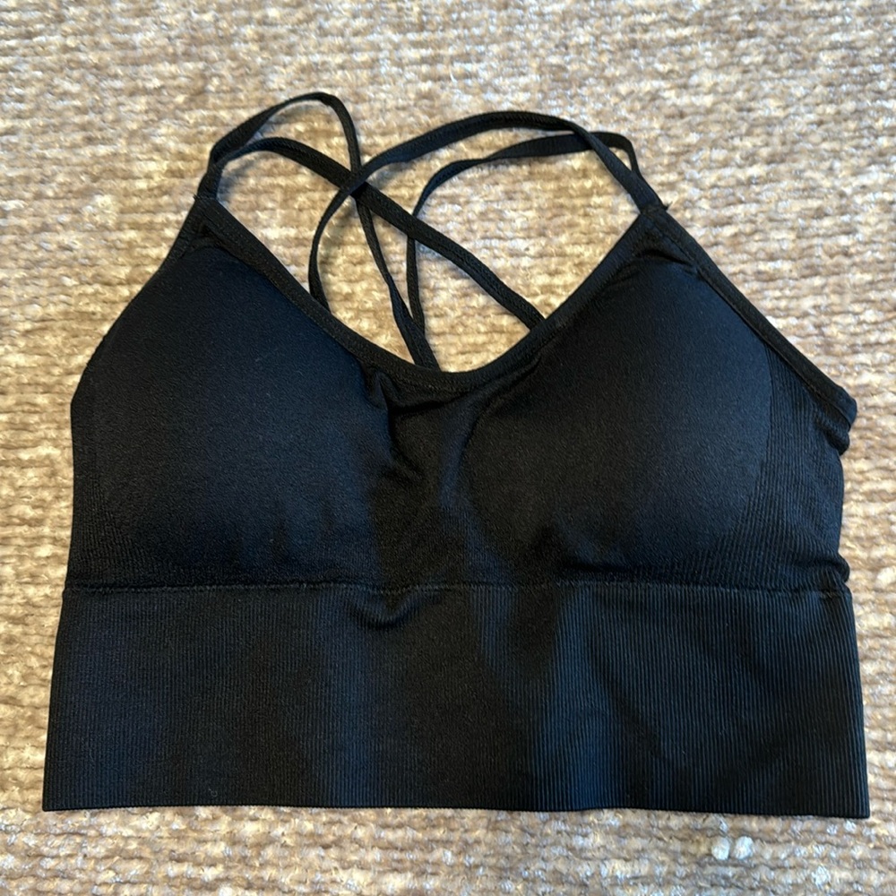 NVGTN sports bra
